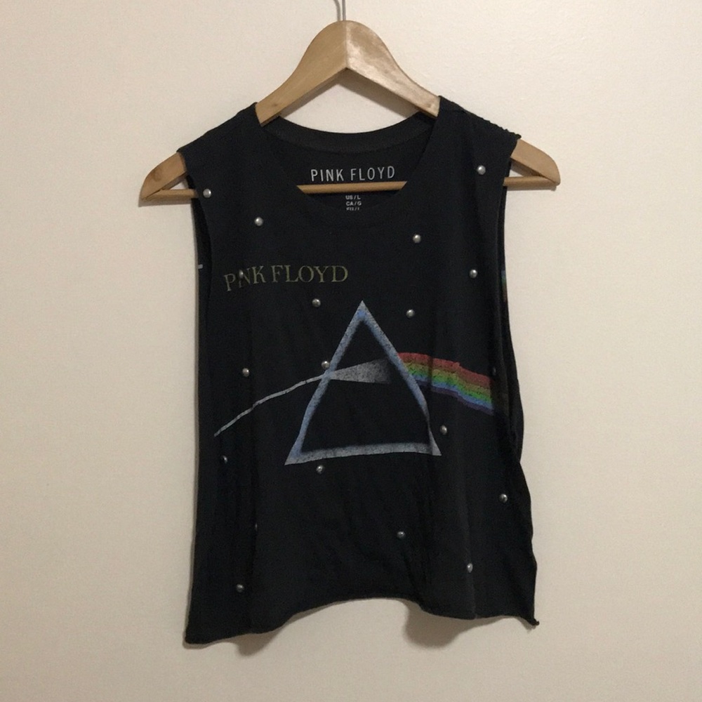 Sleeveless Pink Floyd shirt (muscle tee)